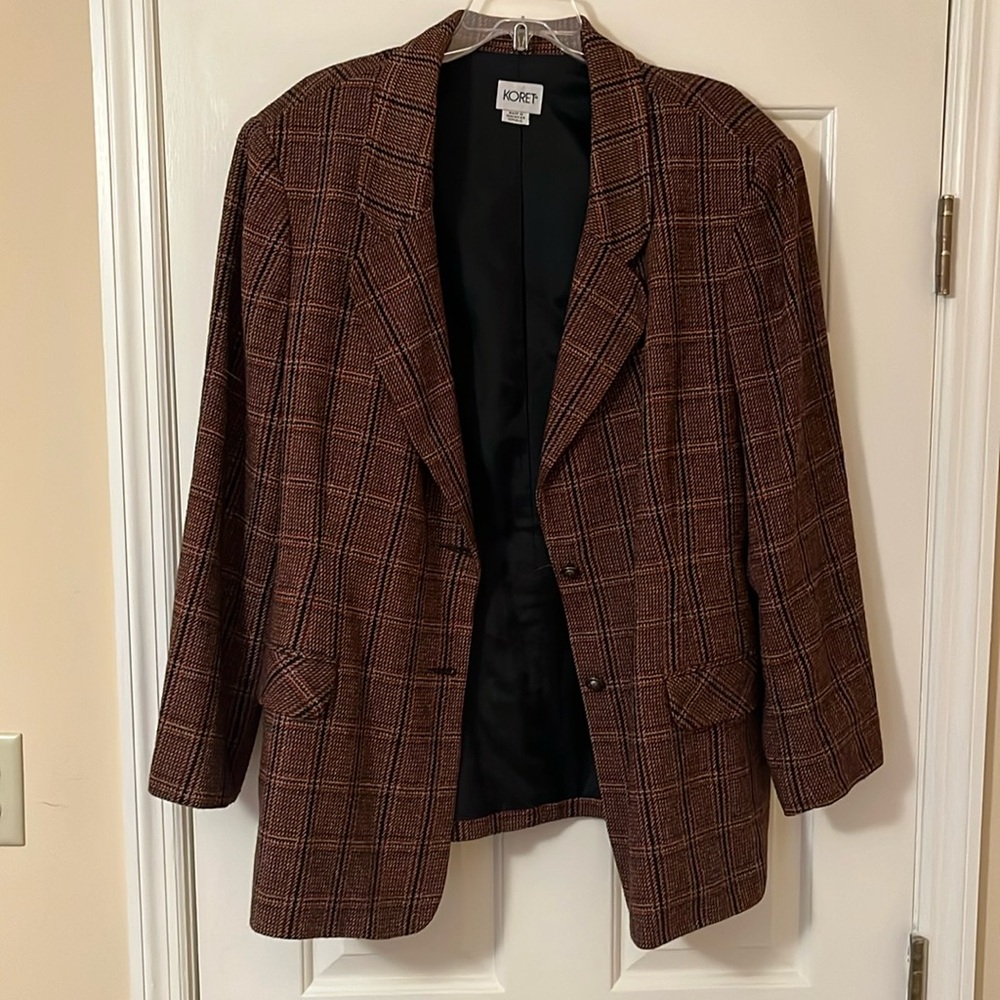 24W blazer by Korey